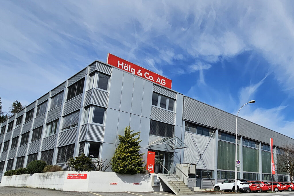 Vue extérieure de Hälg & Cie SA Lucerne-Ebikon, un site de Hälg Group.