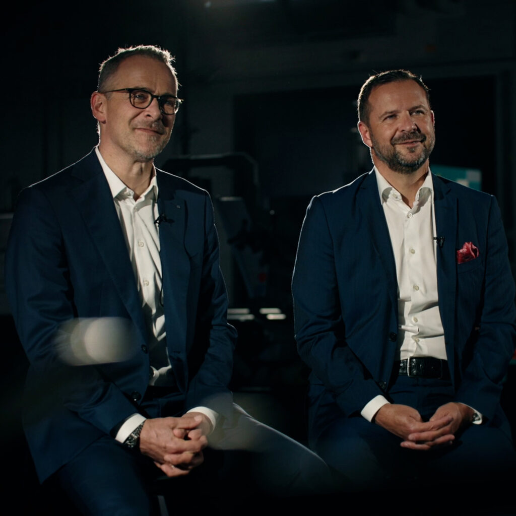 Roger et Marcel Baumer, propriétaires de Hälg Group, en discussion.