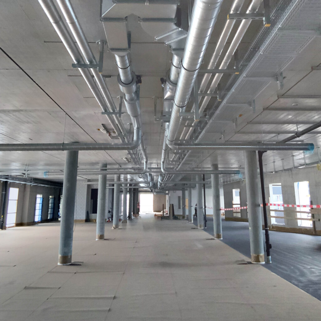 Lüftungsanlagen und weitere Gewerksleitungen, erdbebensicher installiert für die Belimo Automation AG