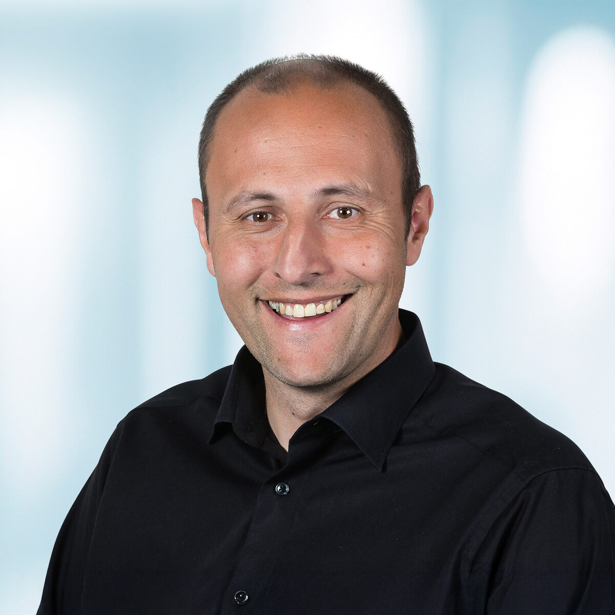 Dario Bertagnoli, Hälg Group