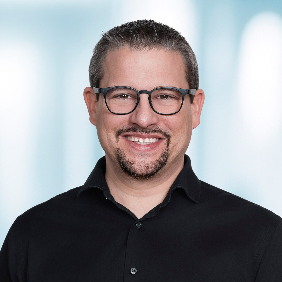 Jürg Dübendorfer, Hälg Group