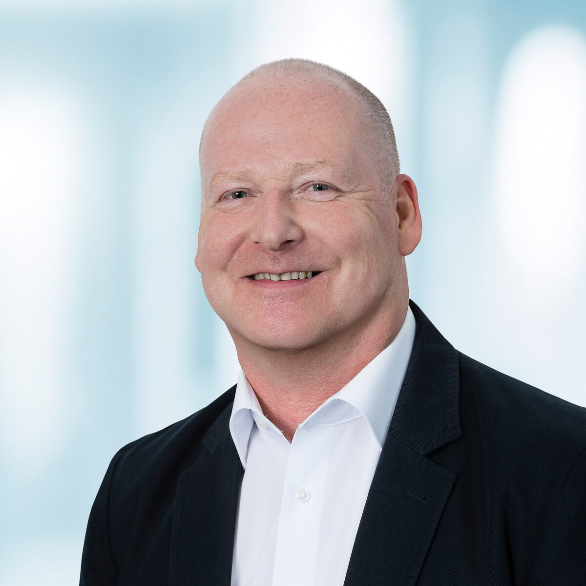 Dominique Huguet, Hälg Group