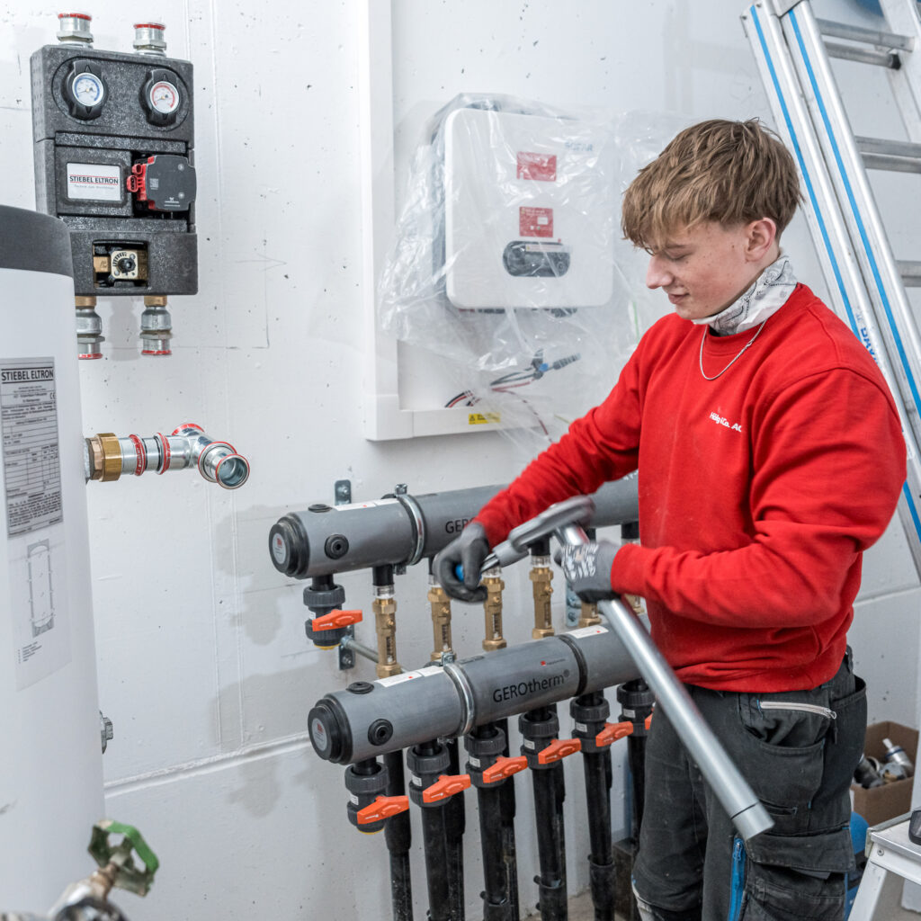 Heizungsinstallateur in Ausbildung bei der Hälg & Co. AG Bütschwil