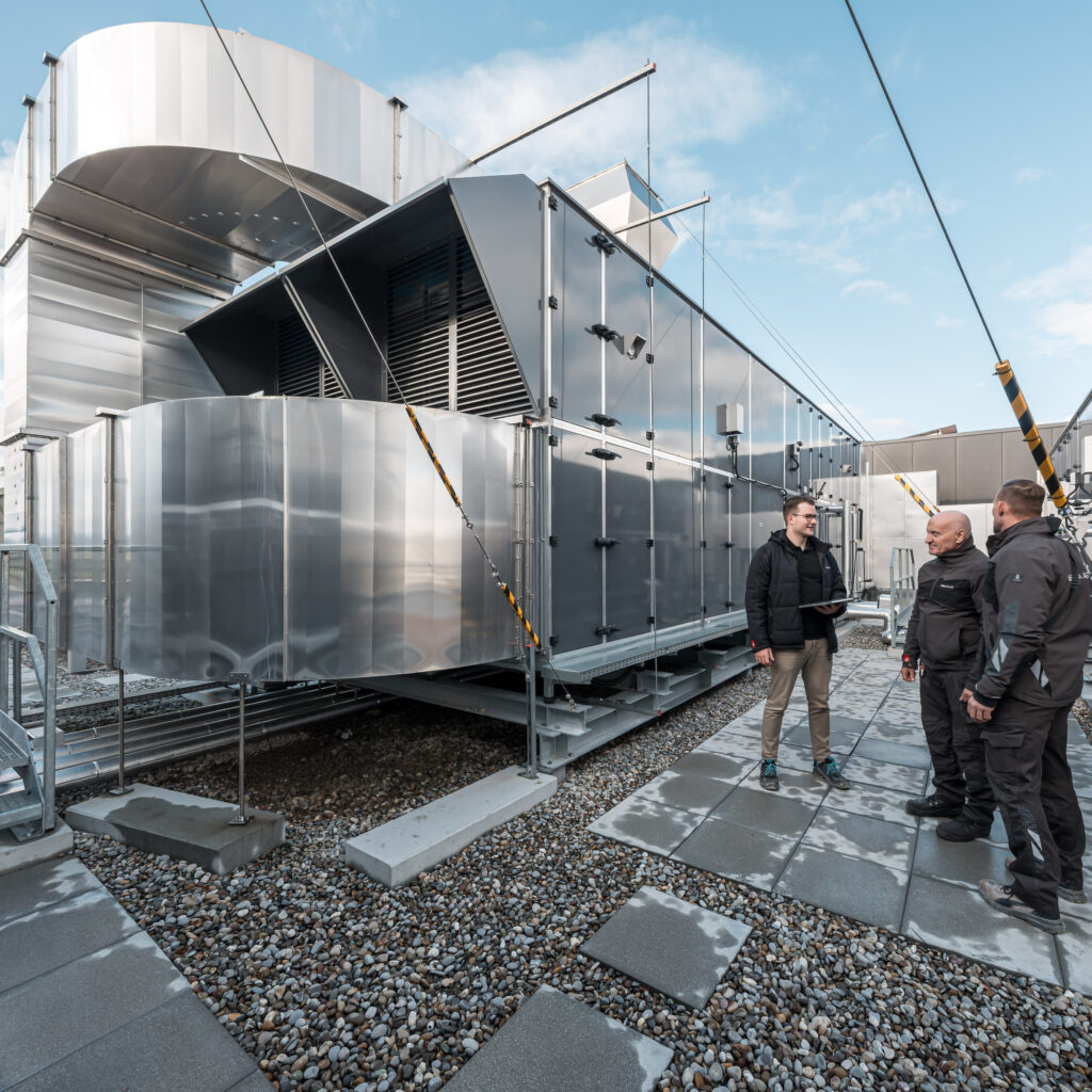 Lüftungsanlagen für die Huber Kunststoff AG in Gossau durch die Hälg & Co. AG St. Gallen