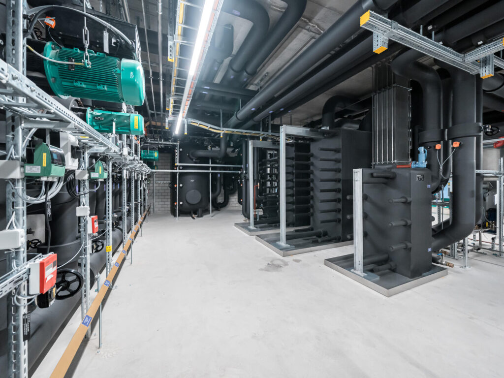 Heizung und Kälte für das Kantonsspital Aarau, installiert durch die Hälg & Co. AG Zürich