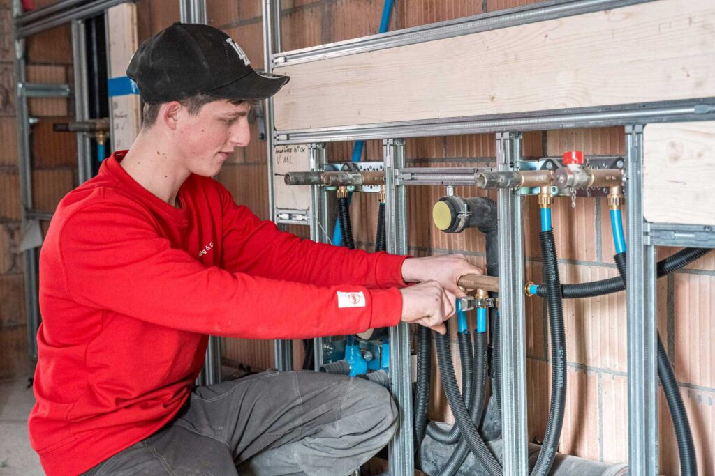 Sanitärinstallateur in Ausbildung bei der Hälg & Co. AG Bütschwil