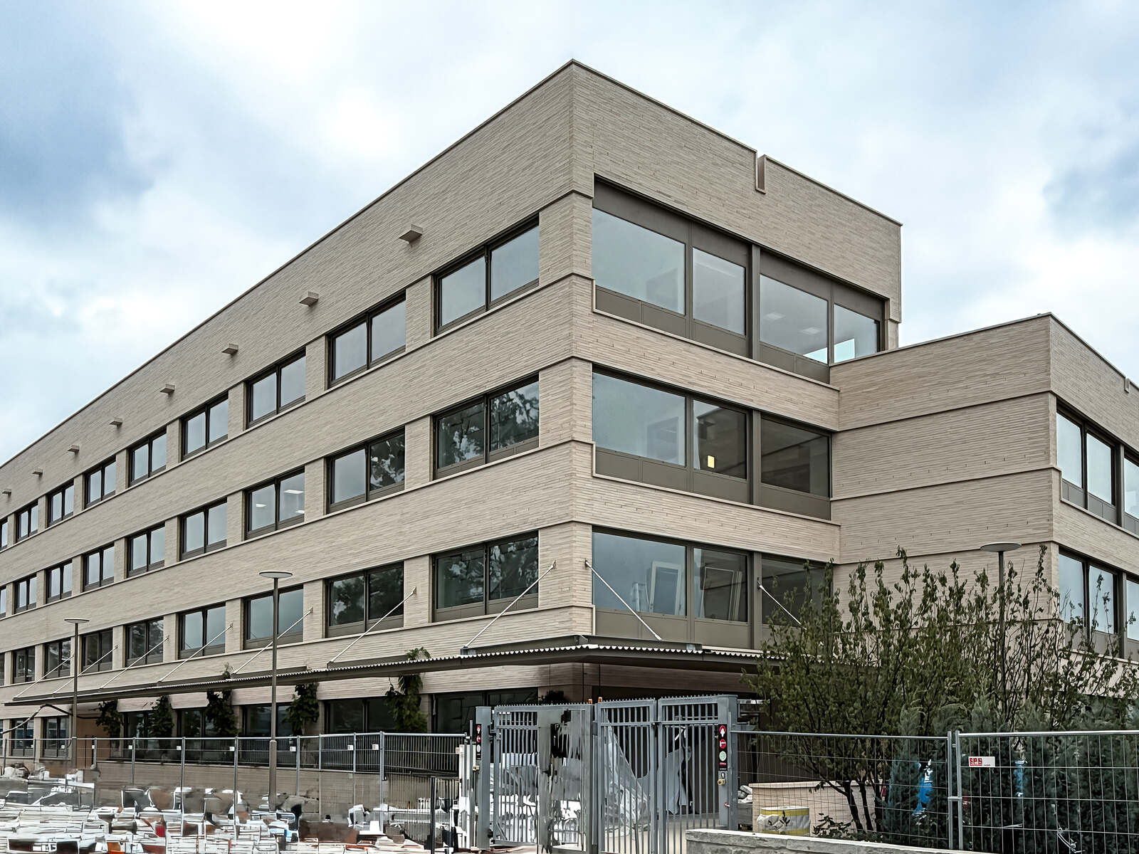 Centre de Chirurgie Ambulatoire et Consultations des HUG, Genève