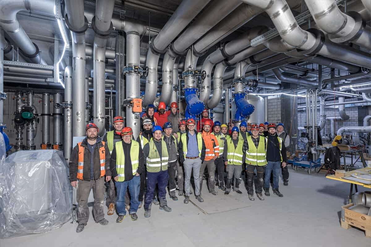 Mitarbeitende der Hälg Group auf der Baustelle KSA Aarau